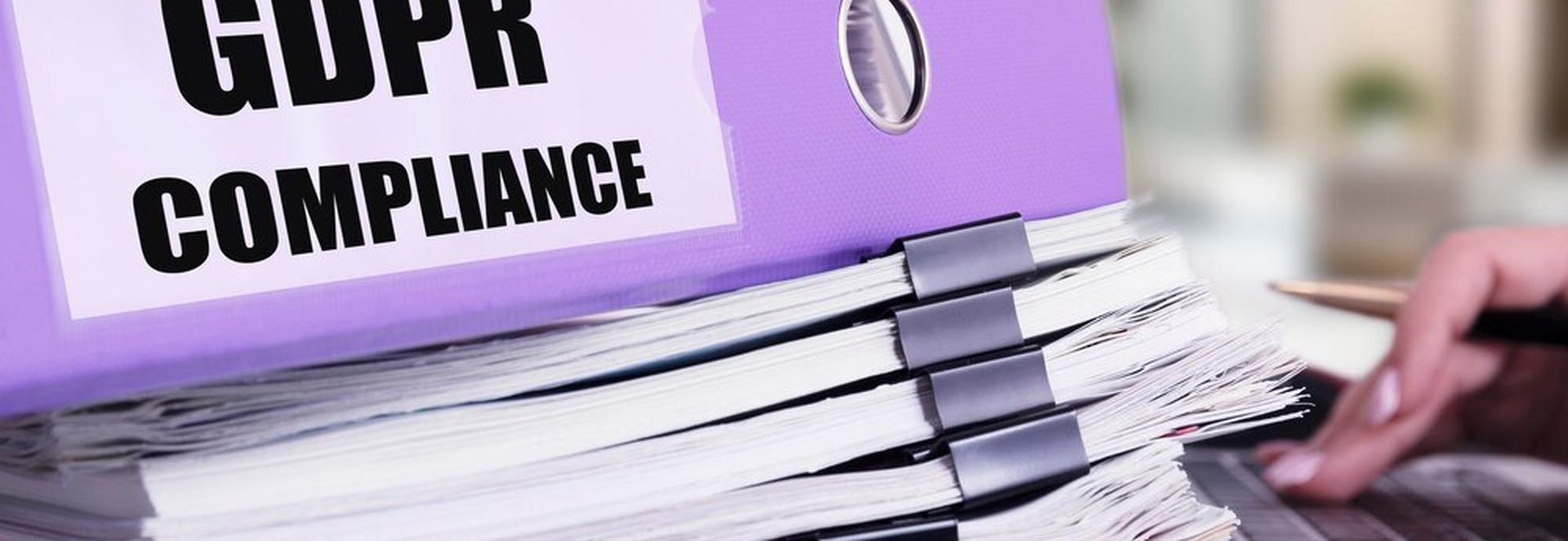CRM et RGPD : pourquoi le consentement tacite de vos prospects B2B est illégal